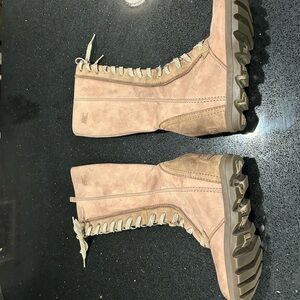 Sorel Joan of Arc Boots